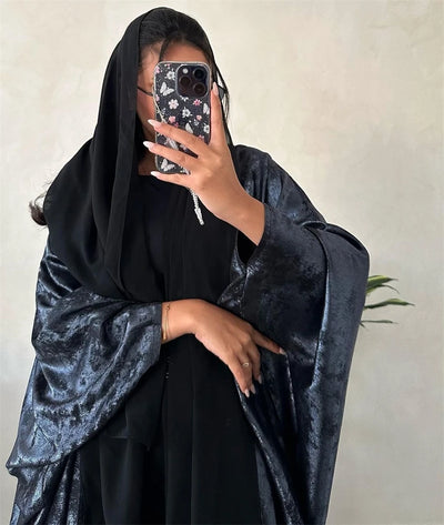 Glänzenden Abaya