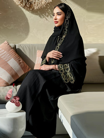 Bestickte Abaya und Hijab