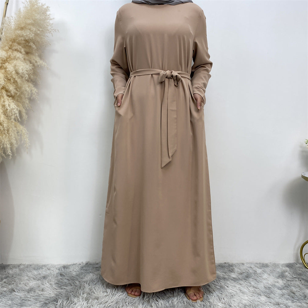 Kleid mit Schnürung